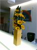 Květinová dekorace žluté gerbery